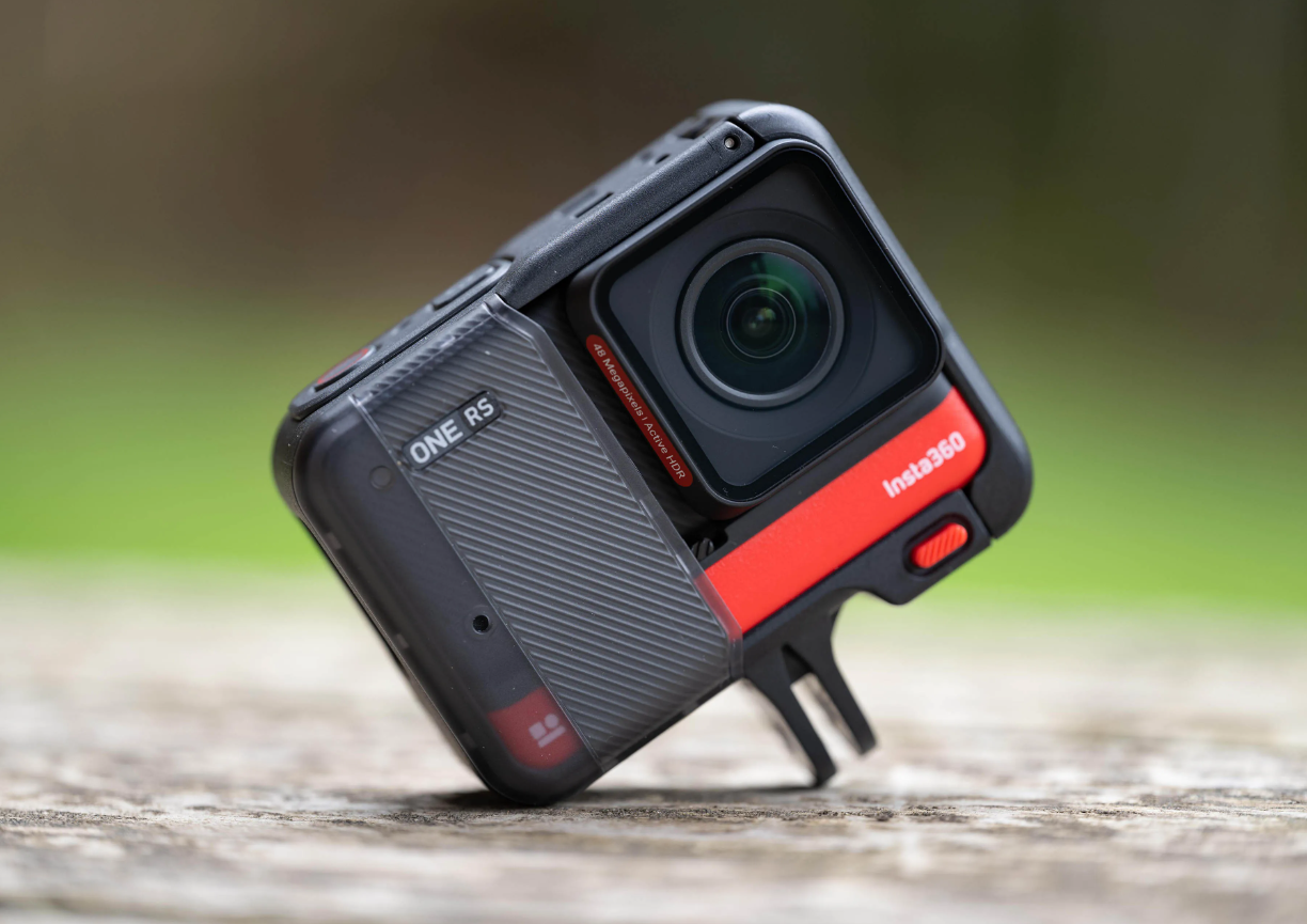 Découvrez la gamme complète de caméras Insta360 - Prix et test en direct